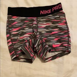 Girls Nike Pros